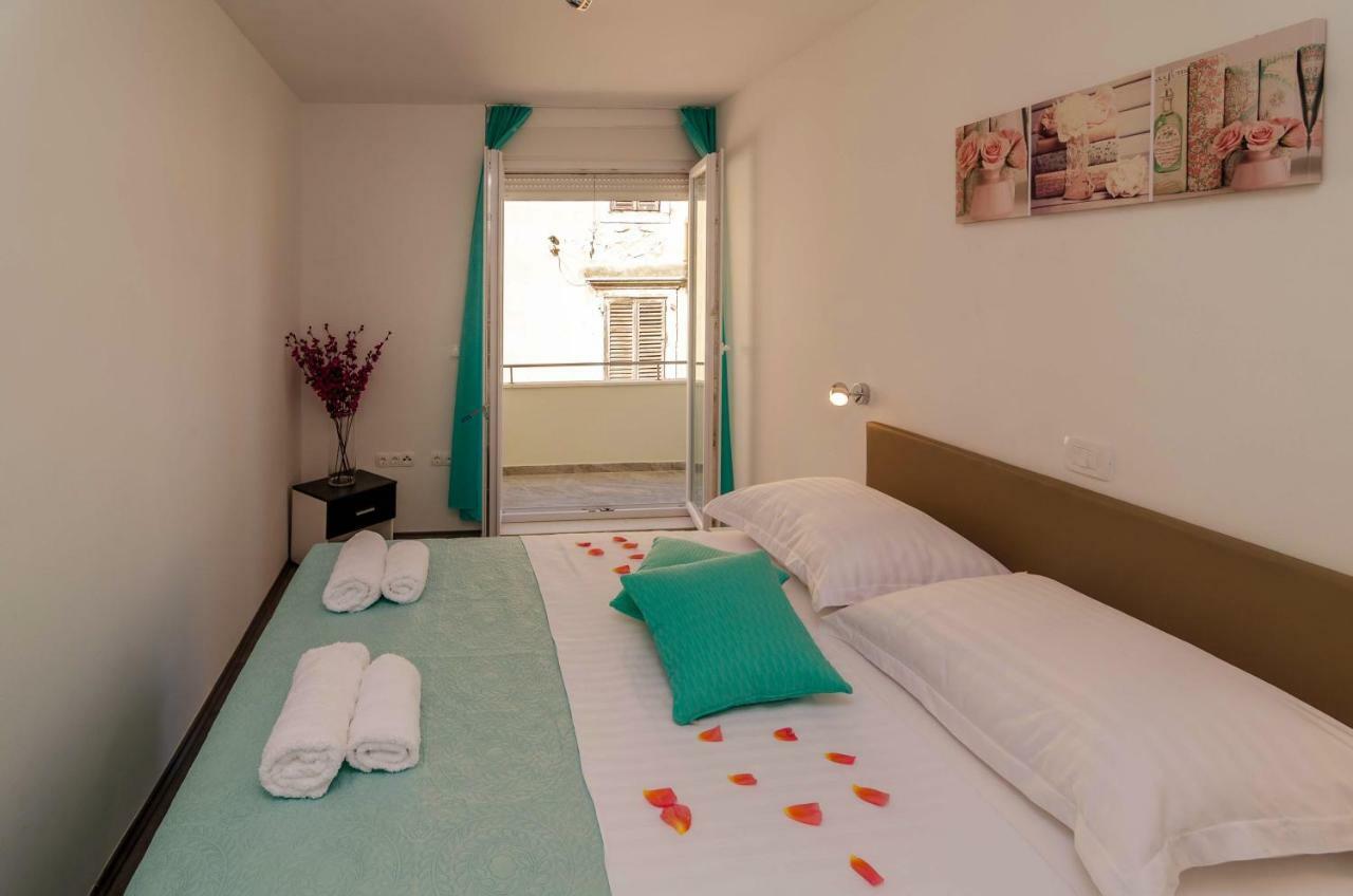 Apartments Silvia Zadar Buitenkant foto